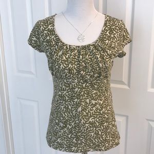 Ann Taylor green leaf top, medium